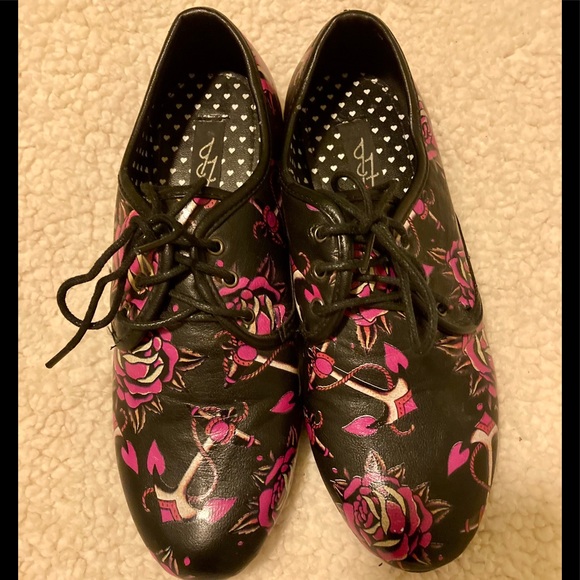 Iron Fist Shoes - Iron Fist pink rose/anchor lace up flats